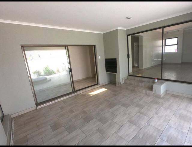 3 BEDROOM PROPERTY TO RENT IN RIVER CLUB